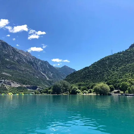 Huttopia De Serre-poncon Kamp alanı
