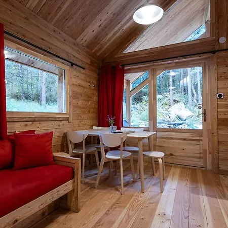 Huttopia De Serre-poncon Kamp alanı Le Lautaret