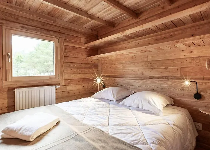 Campeggio Huttopia De Serre-poncon *