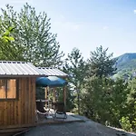 Κάμπινγκ Huttopia De Serre-poncon Le Lautaret