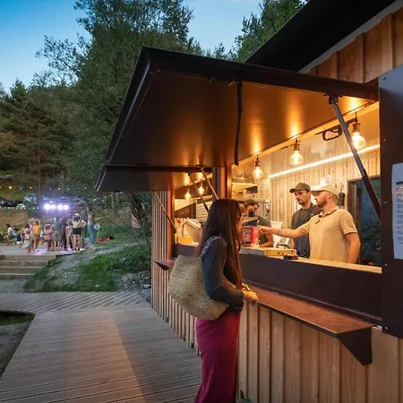 Campingplatz Huttopia De Serre-poncon Le Lautaret