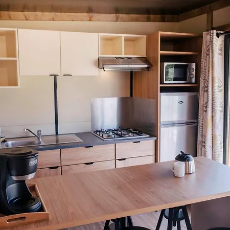 캠프장 Huttopia De Serre-poncon