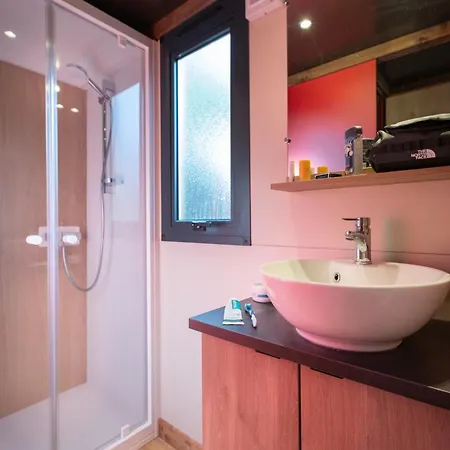 캠프장 Huttopia De Serre-poncon