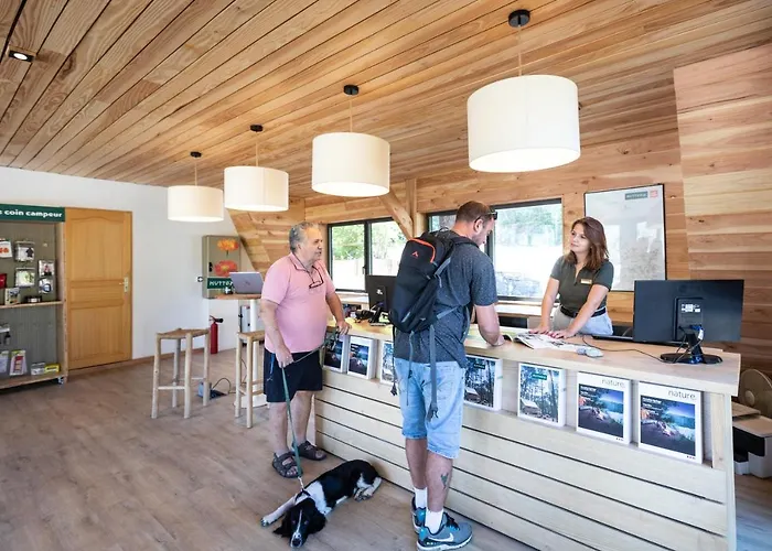 Campsite Huttopia De Serre-poncon