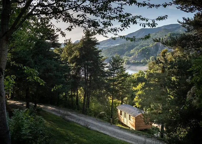 Campsite Huttopia De Serre-poncon *